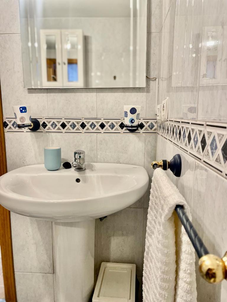Apartamento, Piscina Y Parking Granada Tico Medina Zewnętrze zdjęcie
